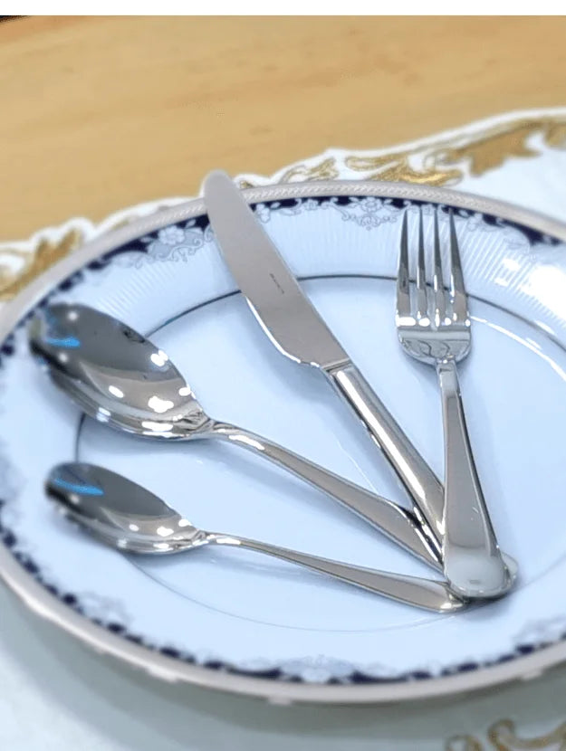 How to Use Cutlery Correctly: ”Tips and Tricks”