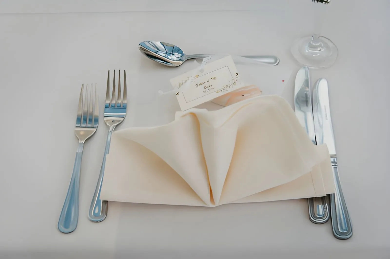 Complete Guide to Cutlery Sets: Everything You Need to Know Before Buying
