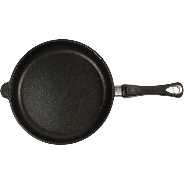 AMT Gastroguss frying pan