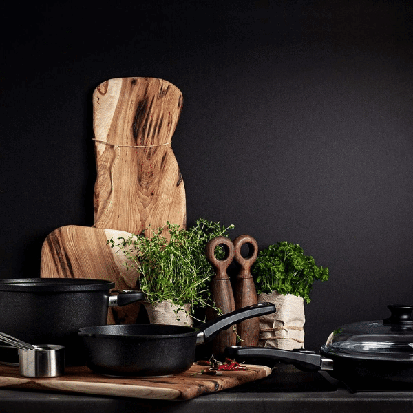 AMT Induction Frying Pan 26 x 26 cm Die-Cast Aluminum Height 8 cm Base 21 cm with 2 Handles