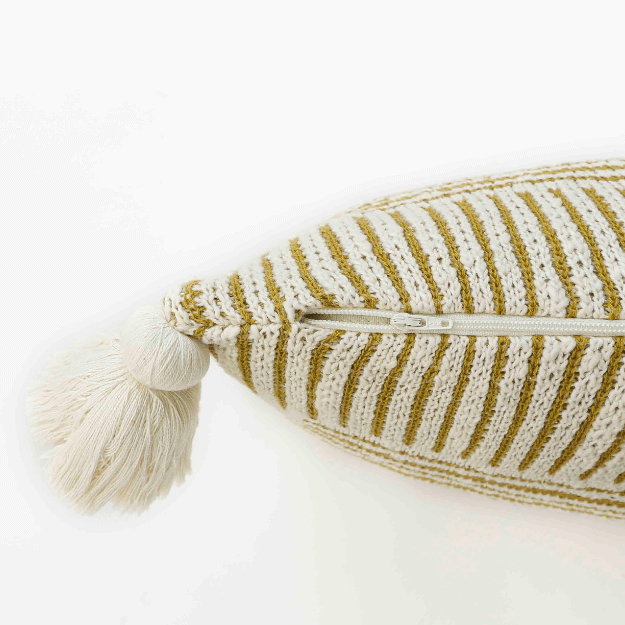 Cusion Cover- Stripe square 45cm x 45cm (2) Cusion Cover Stripe square 45 cm x 45 cm - Best Home Decor in Dubai